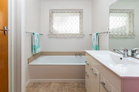 Photo of property in 43 Nicholls Road, Halswell, Christchurch, 8025