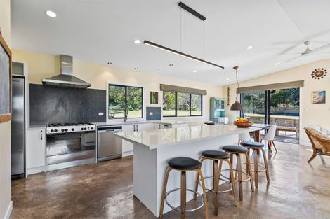 Photo of property in 303 Ody Road, Whangarei Heads, Whangarei, 0174