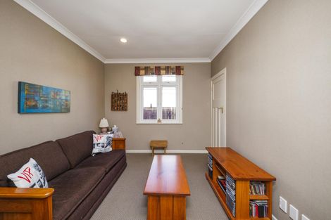 Photo of property in 7 Oxford Street, Hokowhitu, Palmerston North, 4410