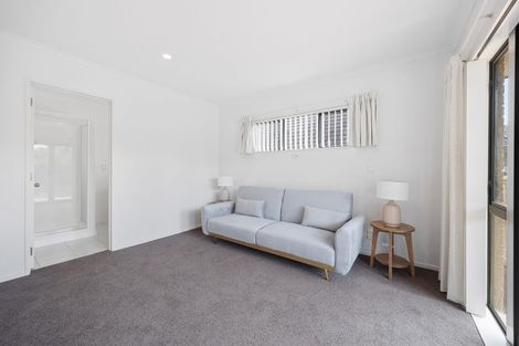 Photo of property in 9 Starlight Cove, Hobsonville, Auckland, 0618