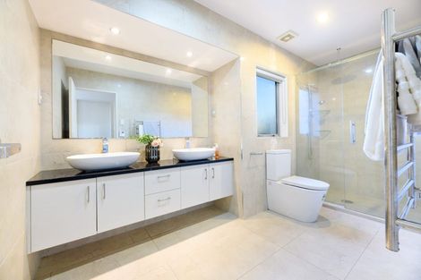 Photo of property in 90 Babich Road North, Ranui, Auckland, 0612