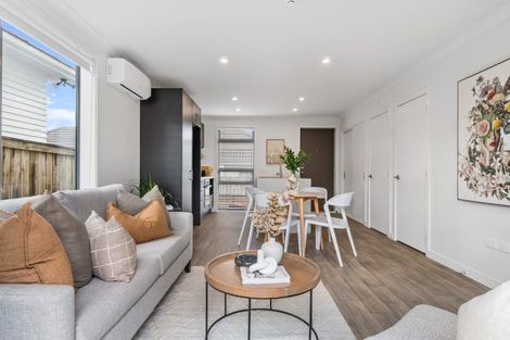 Photo of property in 8a Totara Road, Manurewa, Auckland, 2102