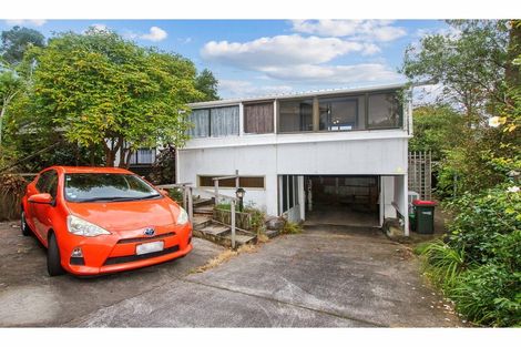 Photo of property in 2/86 Lynn Road, Bayview, Auckland, 0629