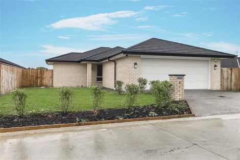 Photo of property in 7 Rohea Place, Opaheke, Papakura, 2113