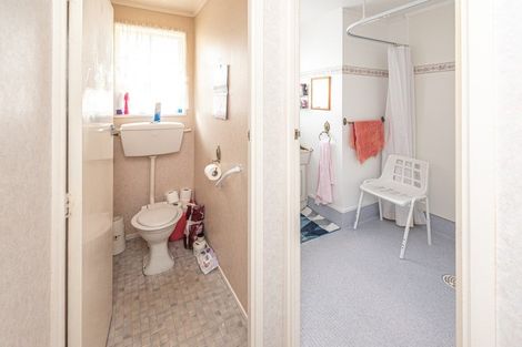 Photo of property in 27 Ward Street, Aramoho, Whanganui, 4500