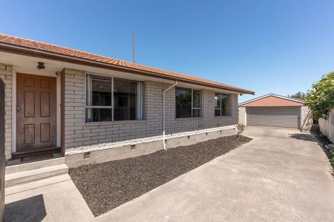 Photo of property in 297 Hendersons Road, Hoon Hay, Christchurch, 8025