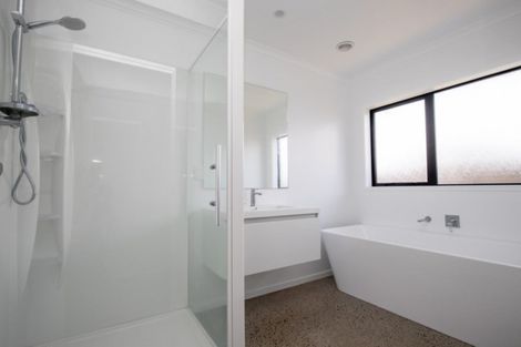 Photo of property in 21 Costello Drive, Ngatea, 3503