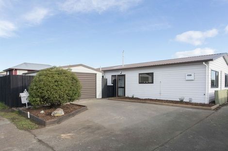 Photo of property in 1/64 Bayswater Crescent, Bromley, Christchurch, 8062