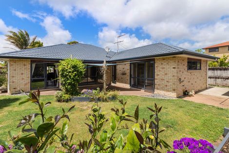 Photo of property in 145 Victoria Street West, Onehunga, Auckland, 1061