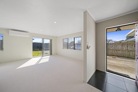 Photo of property in 1/25 Oratu Place, Manurewa, Auckland, 2102