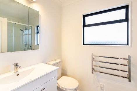 Photo of property in 2/22 Korimako Road, Waipahihi, Taupo, 3330