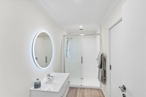 Photo of property in 3a Shillingford Boulevard, Rolleston, 7615