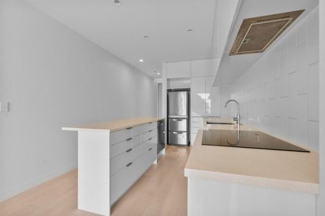 Photo of property in 8/83 Hinemoa Street, Birkenhead, Auckland, 0626