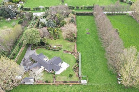 Photo of property in 45 Takapu Road, Manakau, Levin, 5573
