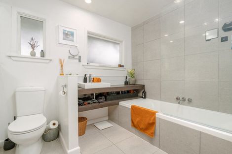Photo of property in 202 Condell Avenue, Papanui, Christchurch, 8053