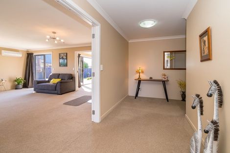 Photo of property in 10 Kura Place, Mosgiel, 9024
