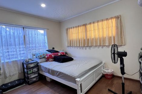 Photo of property in 15 Castleton Drive, Howick, Auckland, 2014