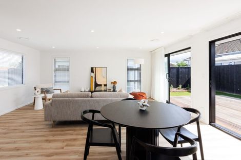 Photo of property in 4a Bristol Crescent, Roslyn, Palmerston North, 4414