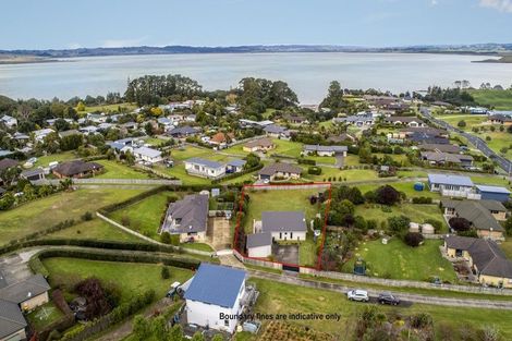 Photo of property in 18 Omana Avenue, Shelly Beach, Helensville, 0874