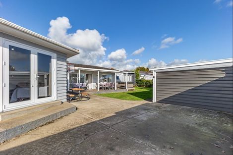 Photo of property in 11 Duke Street, Levin, 5510