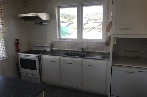 Photo of property in 35 Tireti Road, Titahi Bay, Porirua, 5022