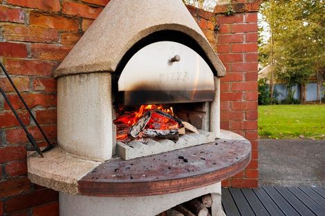 Photo of property in 8 Skerman Street, Marton, 4710