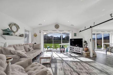 Photo of property in 2 Mercade Close, Stratford, 4332