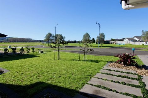 Photo of property in 5 Tango Way, Whitianga, 3510