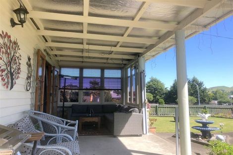 Photo of property in 1 Tavistock Place, Waipukurau, 4200
