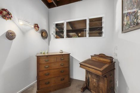 Photo of property in 9 Tregear Place, Camborne, Porirua, 5026