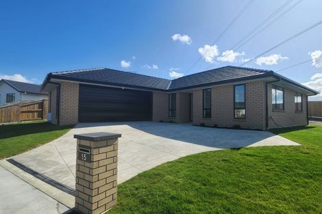 Photo of property in 15 Sardinia Grove, Fitzherbert, Palmerston North, 4410
