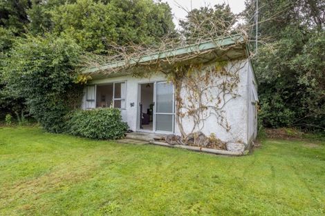 Photo of property in 70 Tasman Road, Otaki Beach, Otaki, 5512