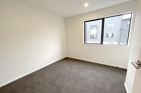 Photo of property in 6/327 Glengarry Road, Glen Eden, Auckland, 0602