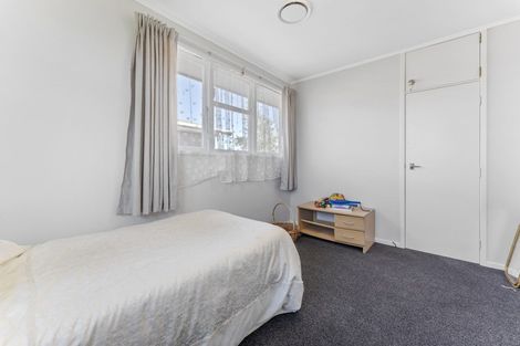 Photo of property in 42 Robinson Crescent, Westbrook, Palmerston North, 4412