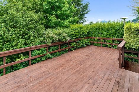 Photo of property in 6 Arawata Terrace, Fernhill, Queenstown, 9300