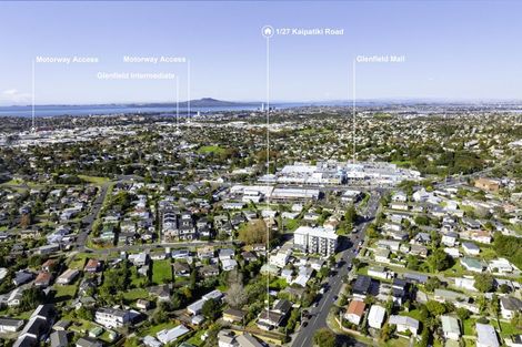 Photo of property in 1/27 Kaipatiki Road, Glenfield, Auckland, 0629