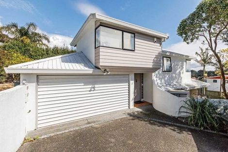 Photo of property in 2/8 Sunnynook Road, Sunnynook, Auckland, 0620