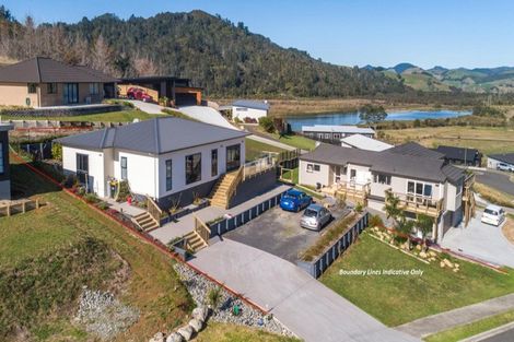 Photo of property in 121 Rangituia Street, Whangamata, 3691