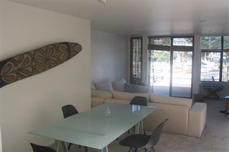 Photo of property in 2/12 Craig Road, Milford, Auckland, 0620