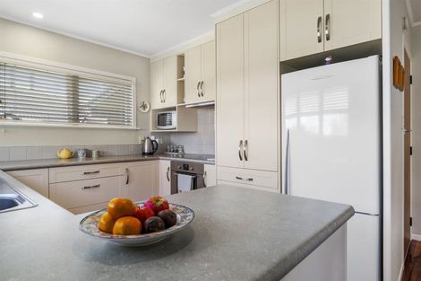 Photo of property in 18 Karaka Road, Otumoetai, Tauranga, 3110