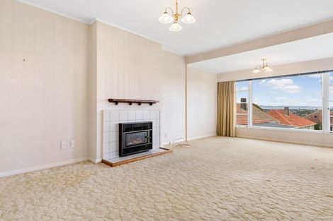 Photo of property in 18 Fulljames Avenue, Mount Roskill, Auckland, 1041