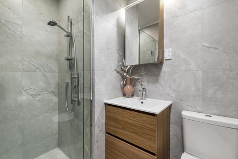 Photo of property in 1/41 Quebec Road, Milford, Auckland, 0620