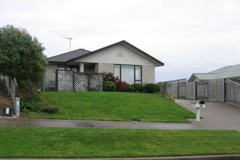 Photo of property in 26 Logan Way, Kelvin Grove, Palmerston North, 4414