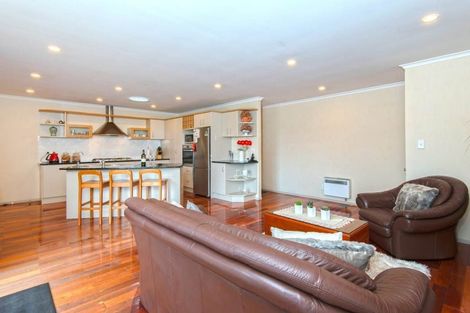 Photo of property in 6 Kuripaka Crescent, The Gardens, Auckland, 2105