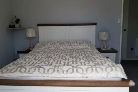 Photo of property in 4 Broman Place, Half Moon Bay, Auckland, 2012