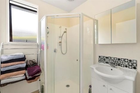 Photo of property in 1/27 Aberfoyle Place, Parklands, Christchurch, 8083