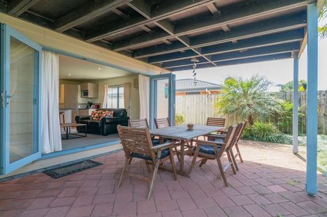 Photo of property in 5 Pipi Dune, Whitianga, 3510