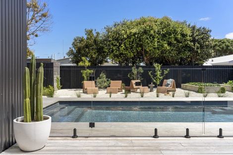 Photo of property in 221 Sylvia Road, Whangamata, 3620