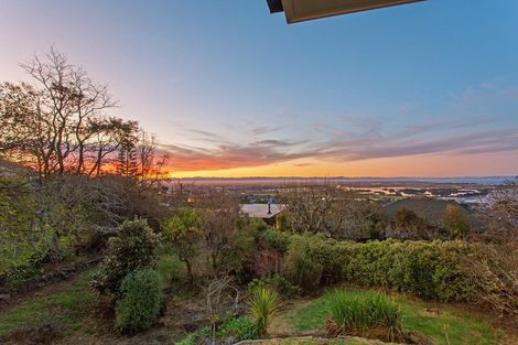 Photo of property in 129 Major Hornbrook Road, Mount Pleasant, Christchurch, 8081