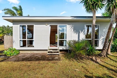 Photo of property in 1274 State Highway 1, Oakleigh, Whangarei, 0171